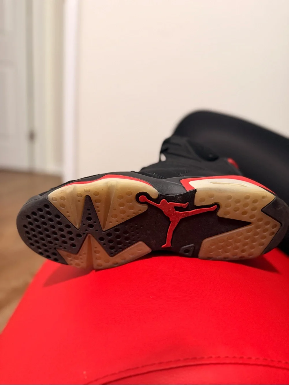 Black and Red Jordan 6 Infrared 2019, Size 13